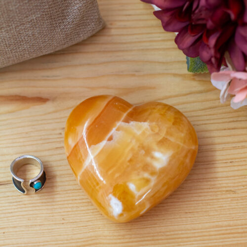 Hand-Carved Brown Onyx Home Accent with Heart Design, 'You Own my Heart' Hand-Carved Brown Onyx Home Accent with Heart Design, 'You Own my Heart'