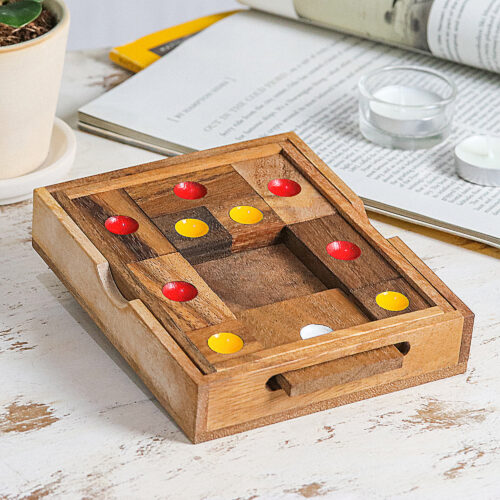 Handmade Rain Tree Wood Puzzle from Thailand, 'Escape' Handmade Rain Tree Wood Puzzle from Thailand, 'Escape'
