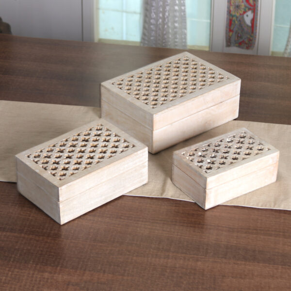 Jali-Inspired Distressed Finish Mango Wood Box in White, 'Regal Lattice' Jali-Inspired Distressed Finish Mango Wood Box in White, 'Regal Lattice'